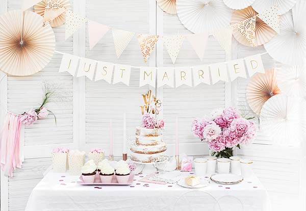Διακοσμητικό μπάνερ γάμου λευκό "Just Married"