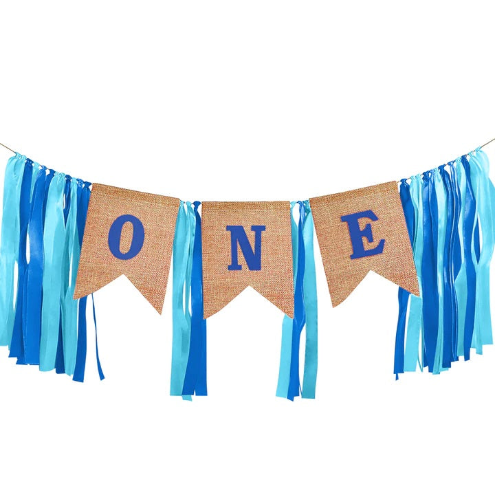 Banner ONE με γαλάζιες κορδέλες
