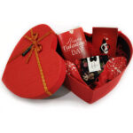 Κουτί Βαλεντίνου με εσώρουχο "Happy Valentine's Day"