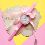 Η πρώτη μου Λαμπάδα Κορίτσι - Ξύλινο Κάδρο Πατουσάκια