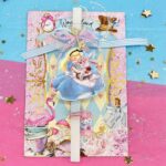 Λαμπάδα Αλίκη στη Χώρα των Θαυμάτων - Ξύλινο Κάδρο