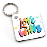 Μπρελόκ Love Wins