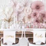 Διακοσμητικά καρέκλας γάμου Bride & Groom - Λευκά