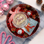 Χριστουγεννιάτικο κουτί με Δώρα - Νονά